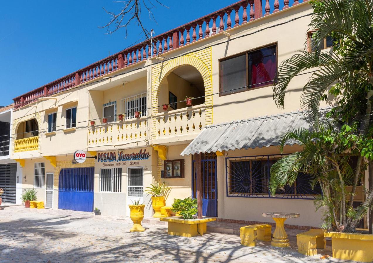 Oyo Hotel Posada Esmeralda San Patricio Melaque Dış mekan fotoğraf