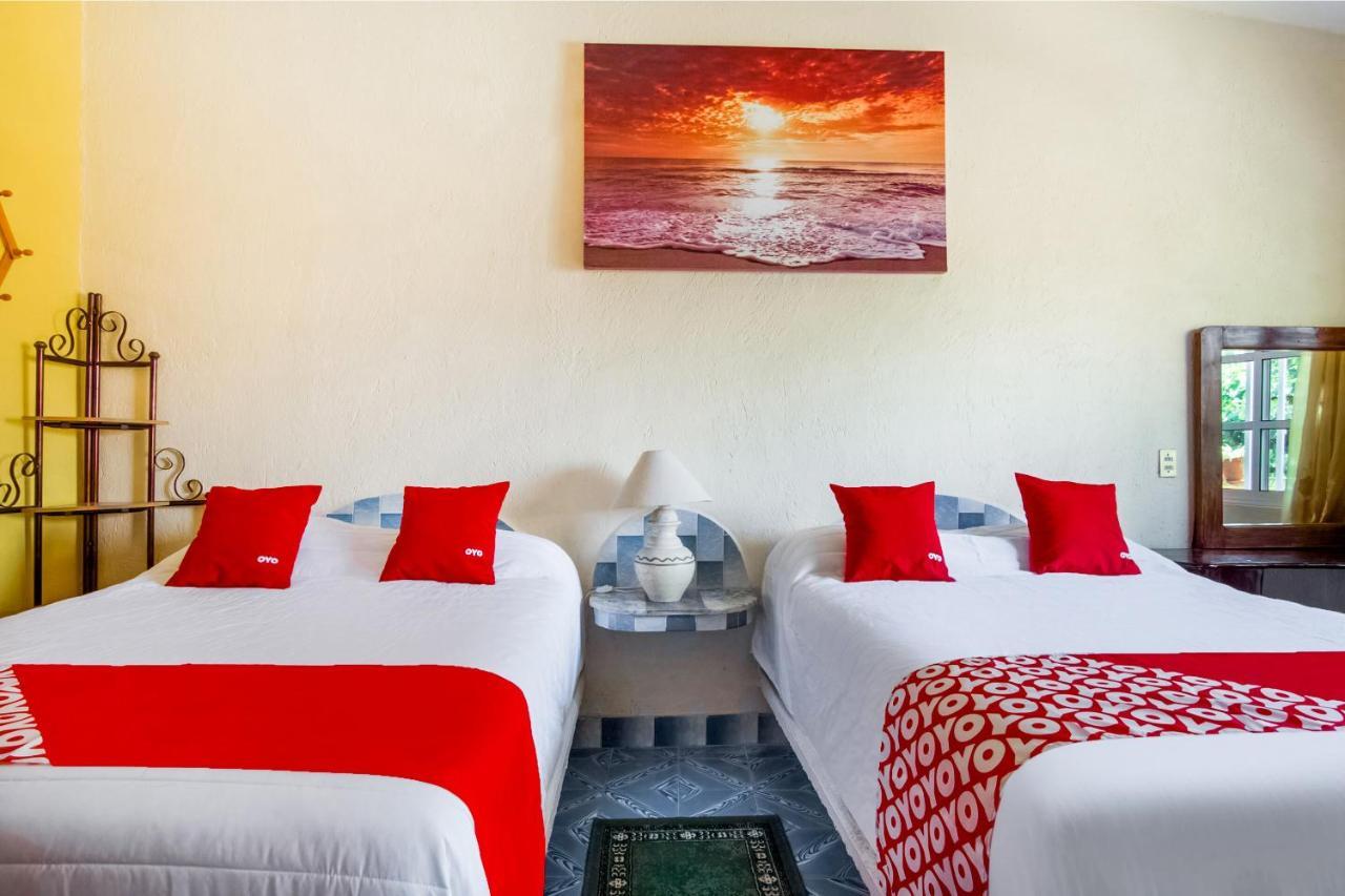 Oyo Hotel Posada Esmeralda San Patricio Melaque Dış mekan fotoğraf