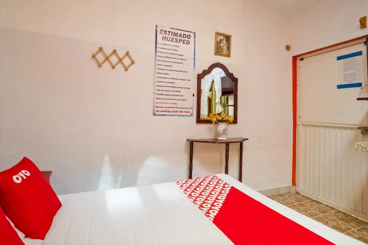 Oyo Hotel Posada Esmeralda San Patricio Melaque Dış mekan fotoğraf