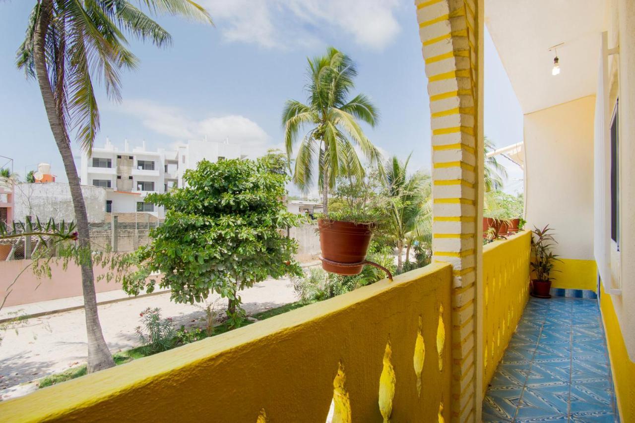 Oyo Hotel Posada Esmeralda San Patricio Melaque Dış mekan fotoğraf